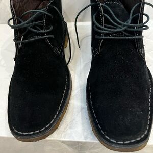 Classic Black Suede Chukka Boots for Men